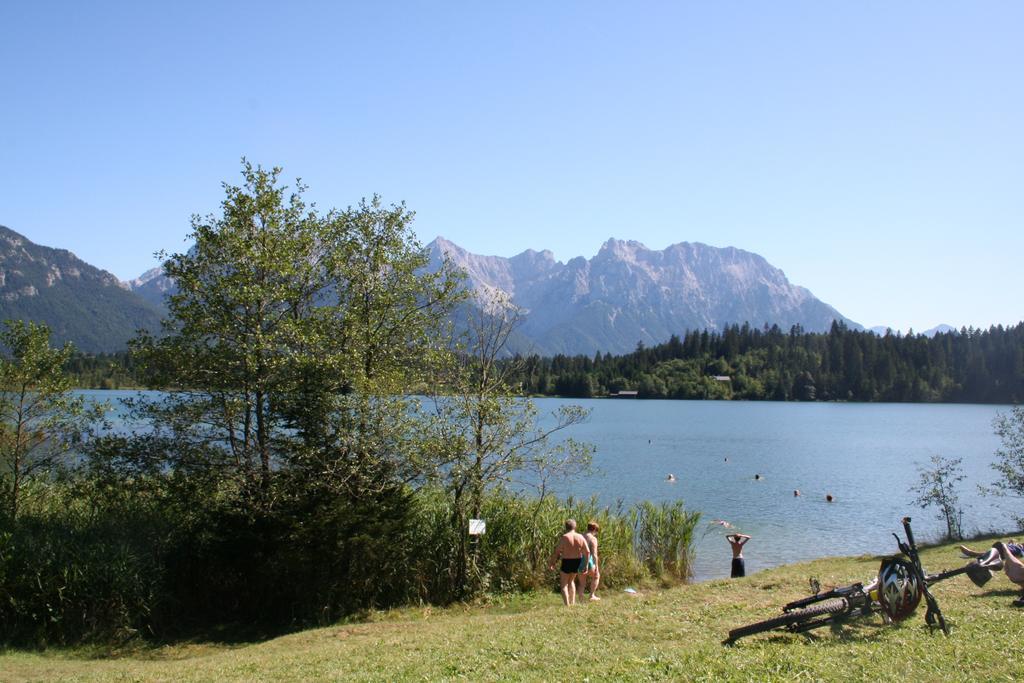 Ferienhaus Am Roemerweg Klais Bagian luar foto