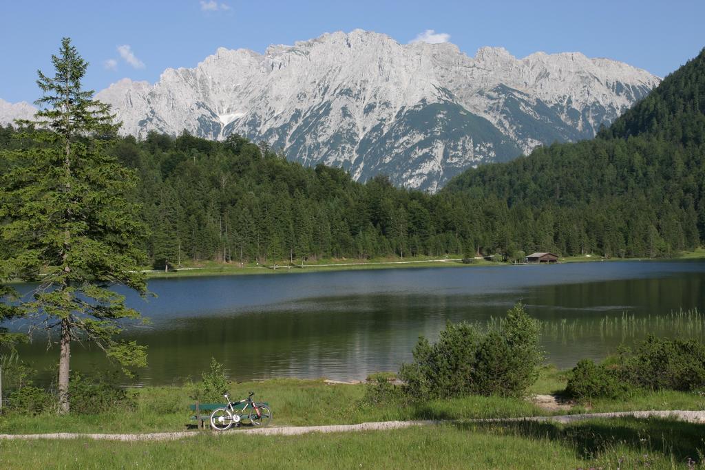 Ferienhaus Am Roemerweg Klais Bagian luar foto