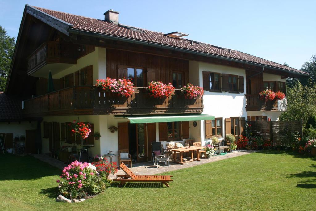 Ferienhaus Am Roemerweg Klais Ruang foto