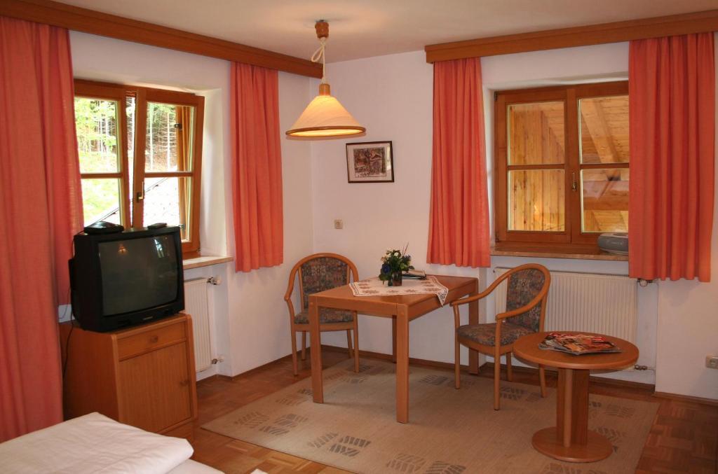 Ferienhaus Am Roemerweg Klais Ruang foto