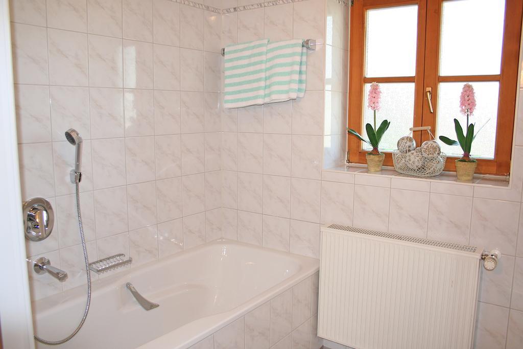 Ferienhaus Am Roemerweg Klais Bagian luar foto